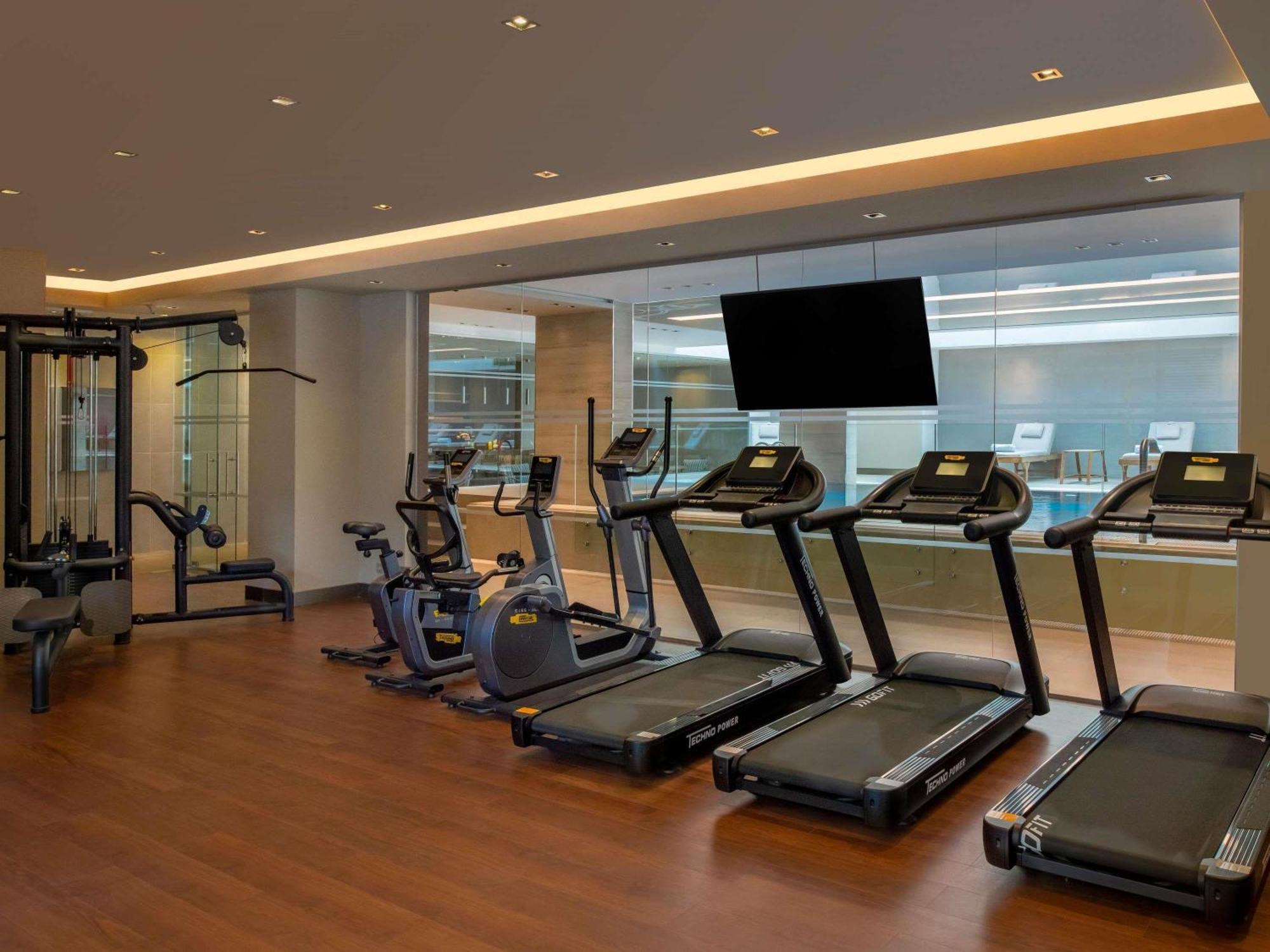 Otel Movenpick Living İstanbul