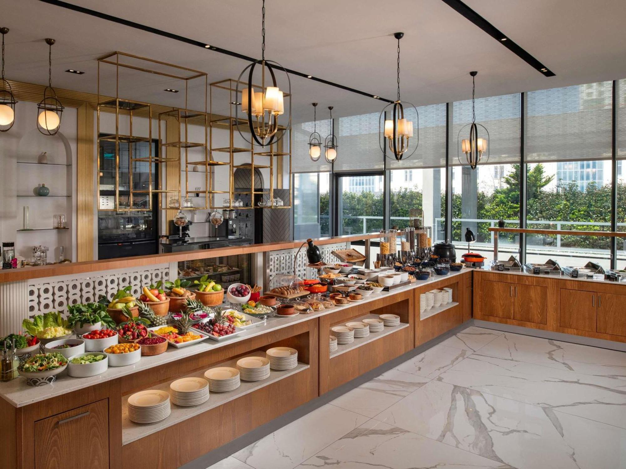 Movenpick Living 5* İstanbul