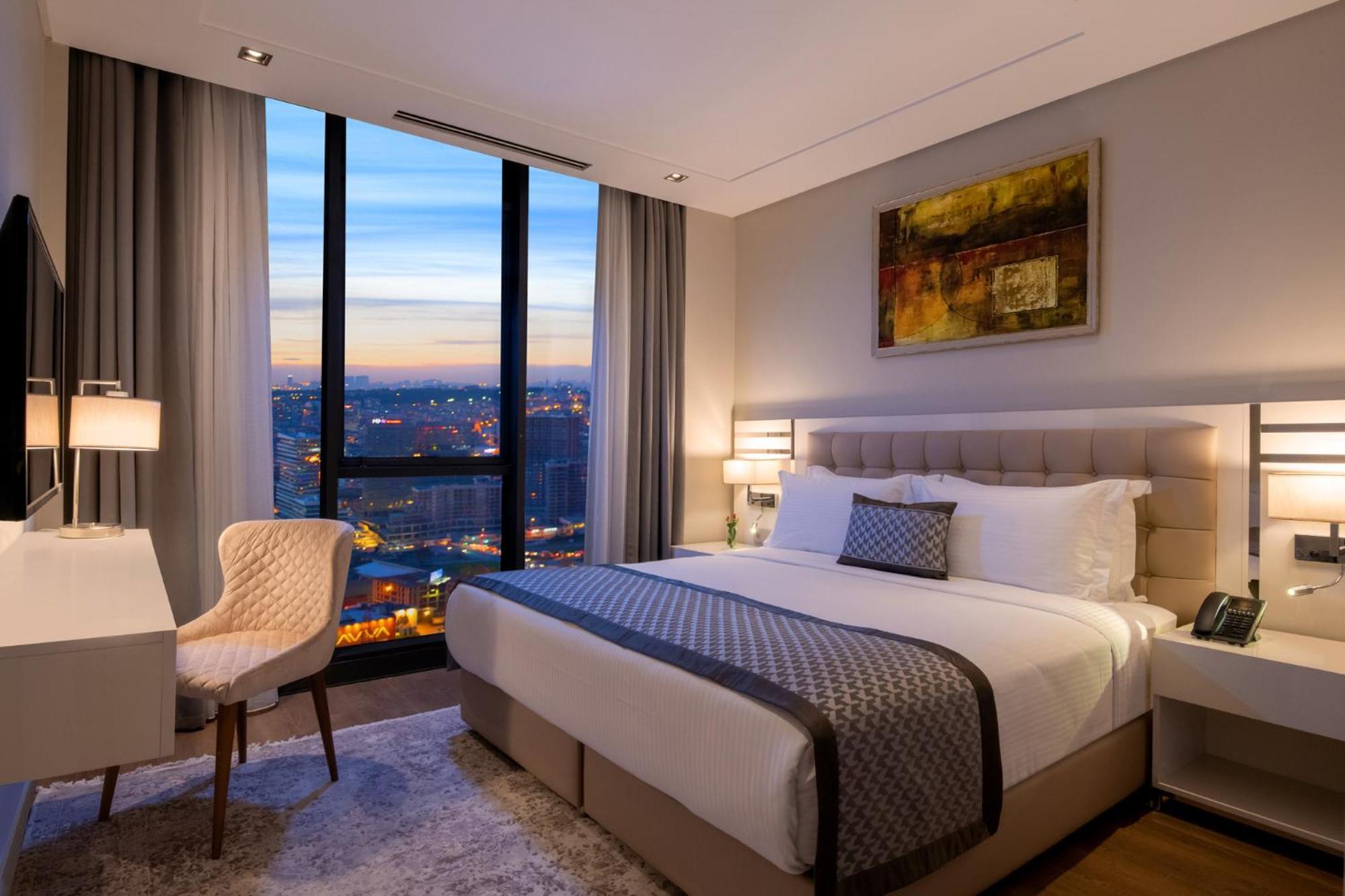Movenpick Living Otel 5*