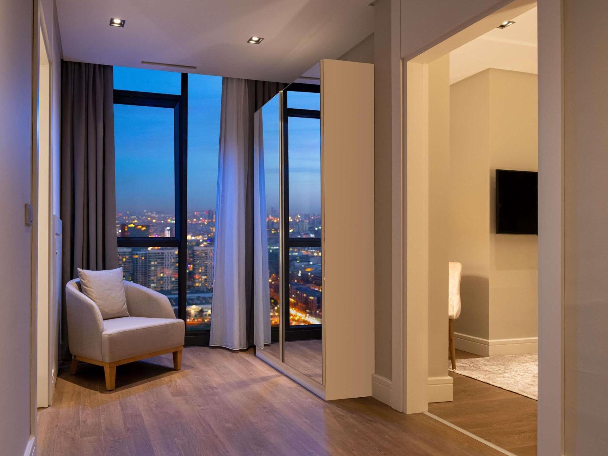 Hotel Movenpick Living West Istanboel